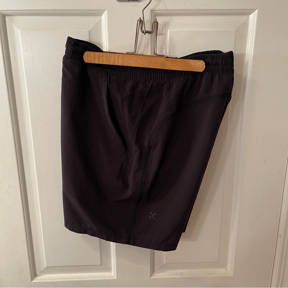 BARELY WORN black 7” Lululemon shorts, mens medium.